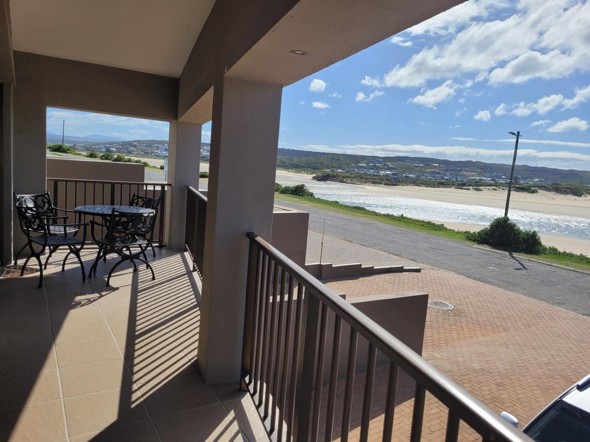 See-Struis Stilbaai Bilik gambar